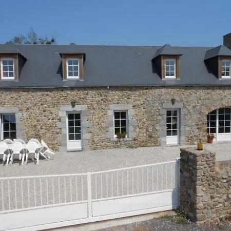 Gouville-sur-mer, 5 Pieces, 10 Personnes - Fr-1-362-233 Gouville-sur-Mer